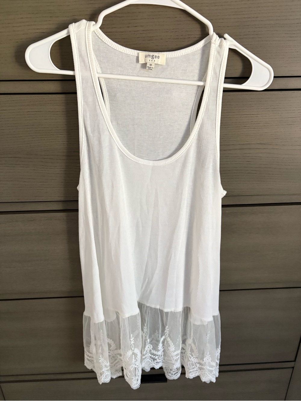 Umgee White Ribbed Tank with Lace Trim Hem